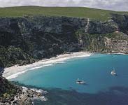 Weirs Cove - Photo courtesy of Tourism SA